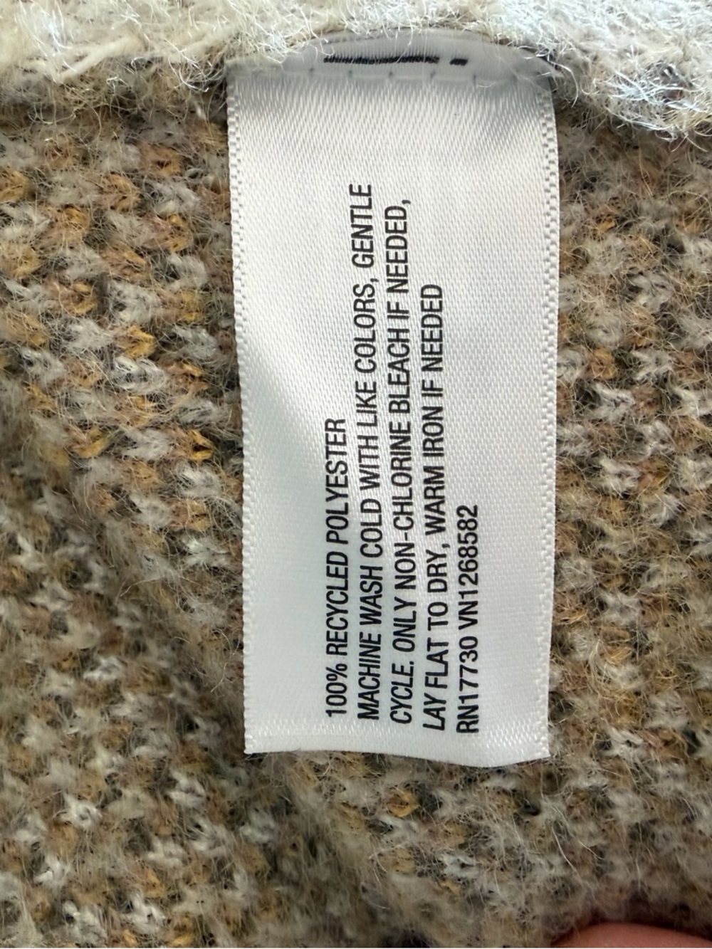 Woolrich x Target M Medium Floral V-Neck Button Cardigan Sweater Cream & Mustard - Picture 3 of 4